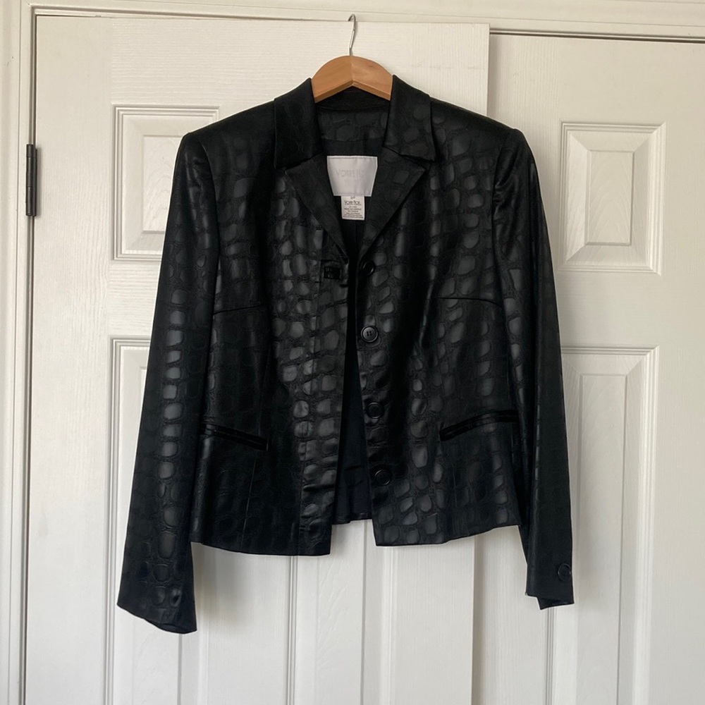 Voter Nom Jacket/Blazer Size 3/P Black Reptile Matching Pants listed also